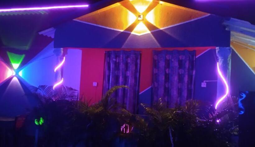 בית מלון כפרי Sea Bird Resort Resturant