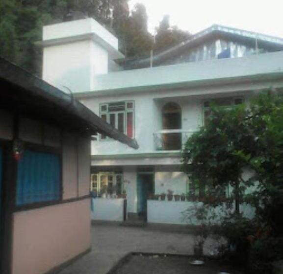 בית מלון כפרי Shiva S Homestay   Hidden Paradise On Earth , Reshi