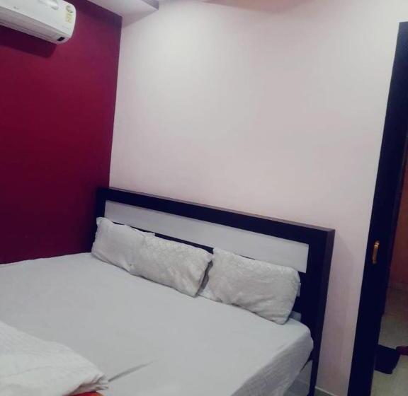 酒店 Shree Agarwals Guest House