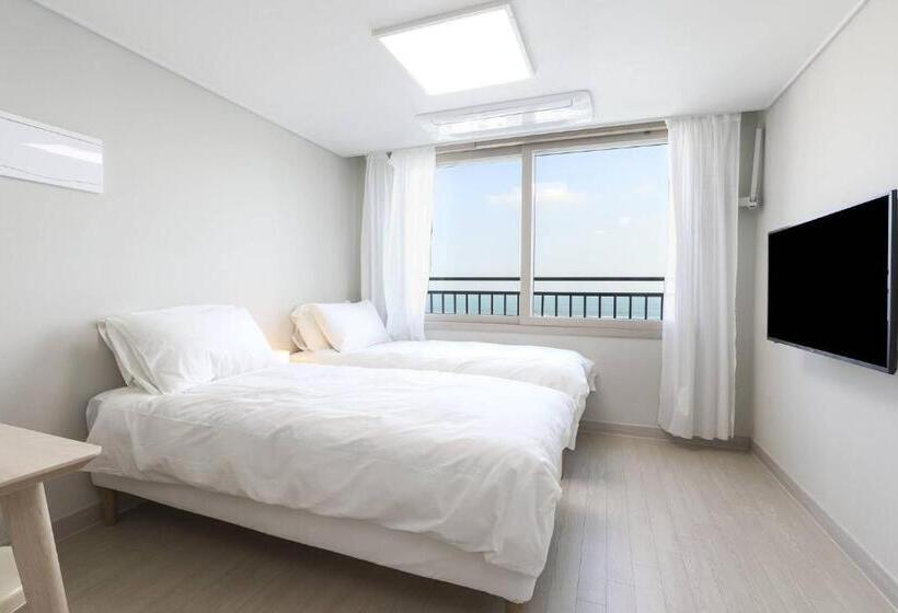 فندق Simple & Wide