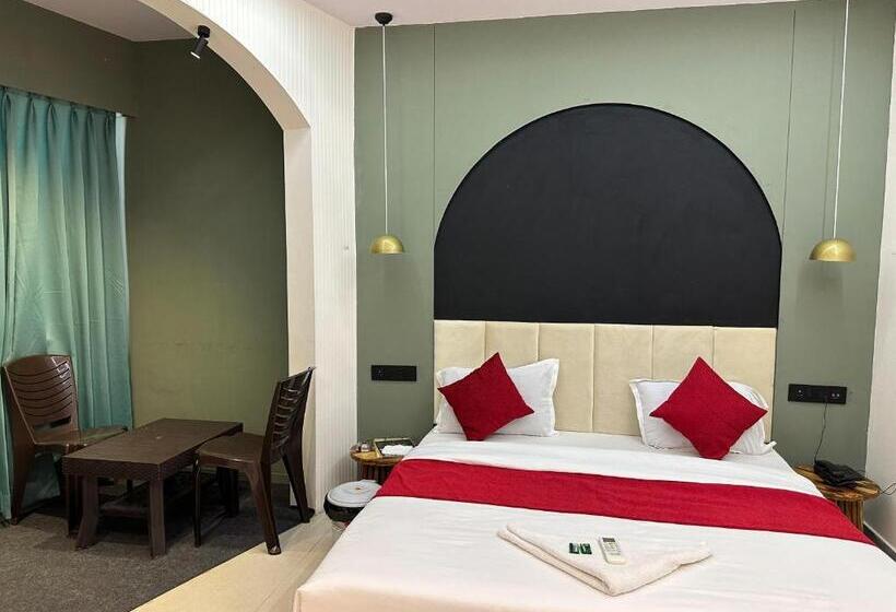 酒店 Sky Palace Adajan