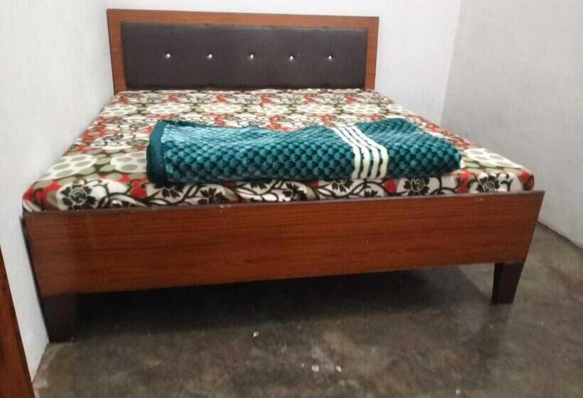 ホテル Spot On Royal Blue Moon