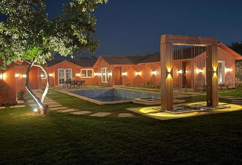 酒店 Sukriti Farmhouse, Cottage Theme Stay In Ncr