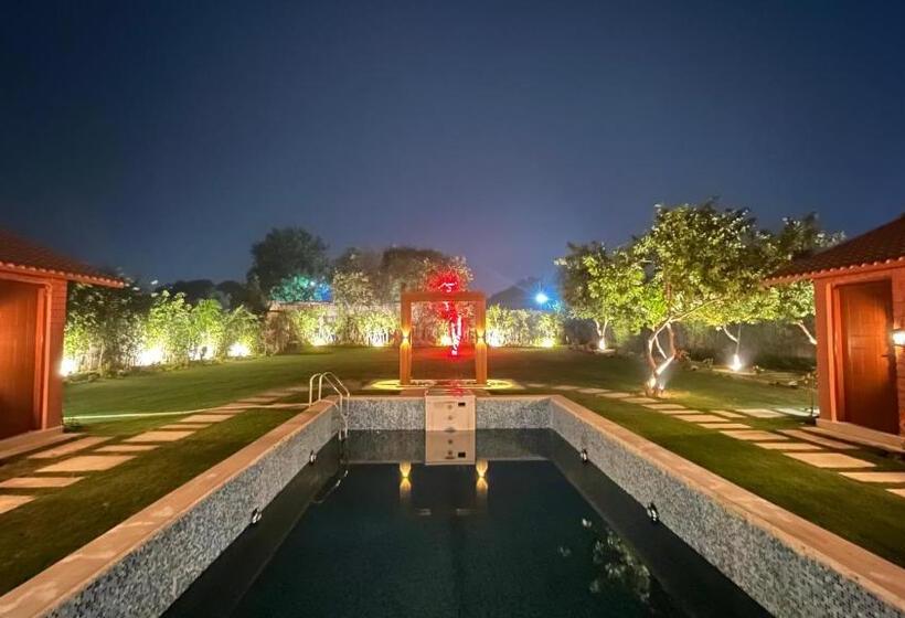 酒店 Sukriti Farmhouse, Cottage Theme Stay In Ncr