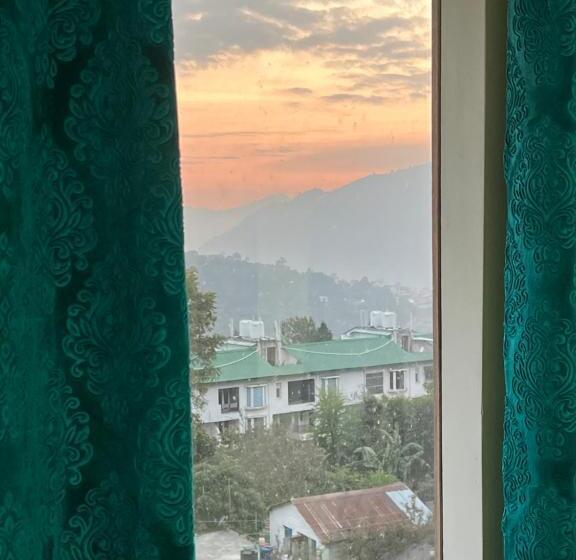 בית מלון כפרי Sunrise By Namastexplorer