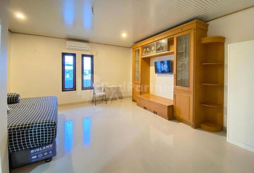 Отель Swco Living Palembang