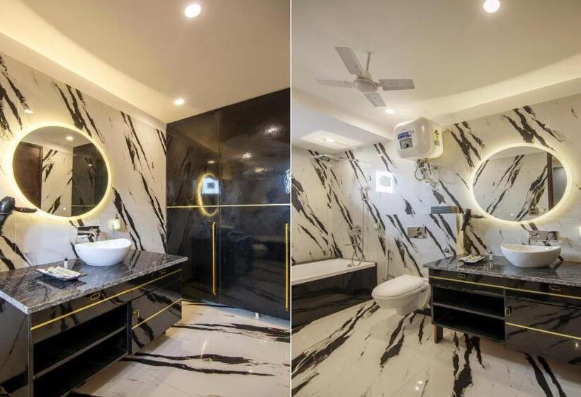 Отель Treebo Premium Embassy Inn