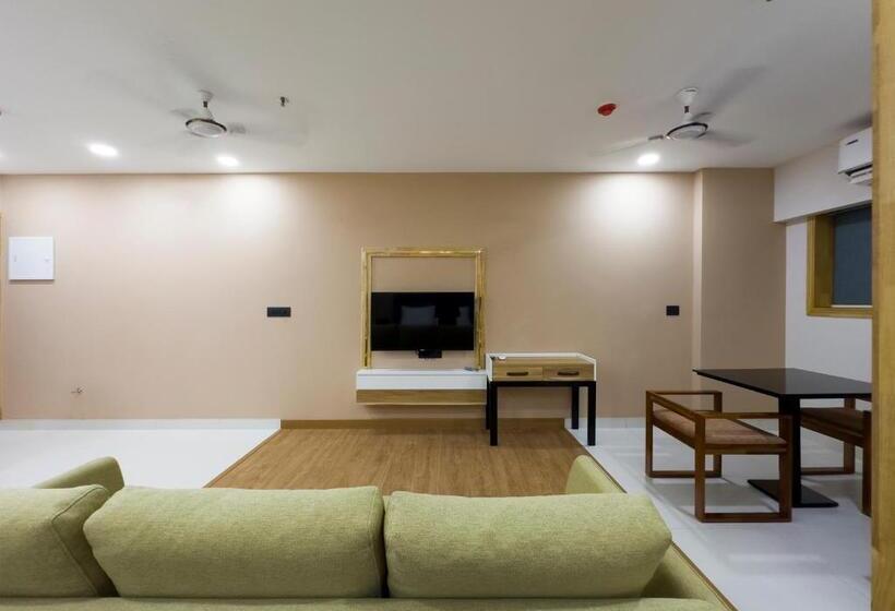 酒店 The Habitat Suites