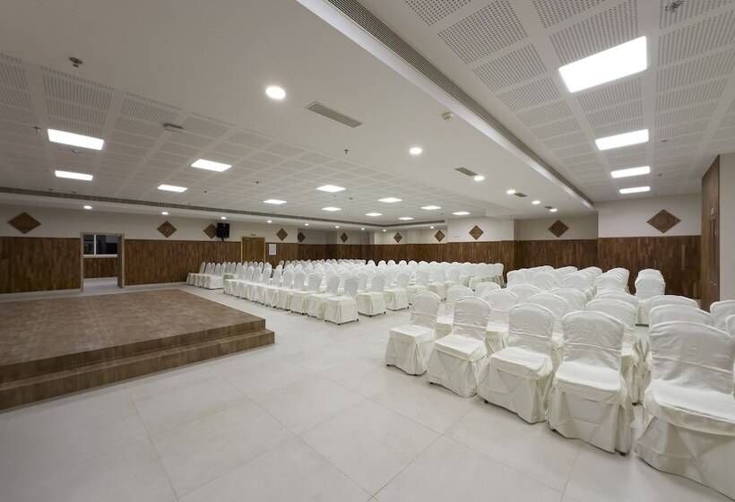 酒店 The Habitat Suites