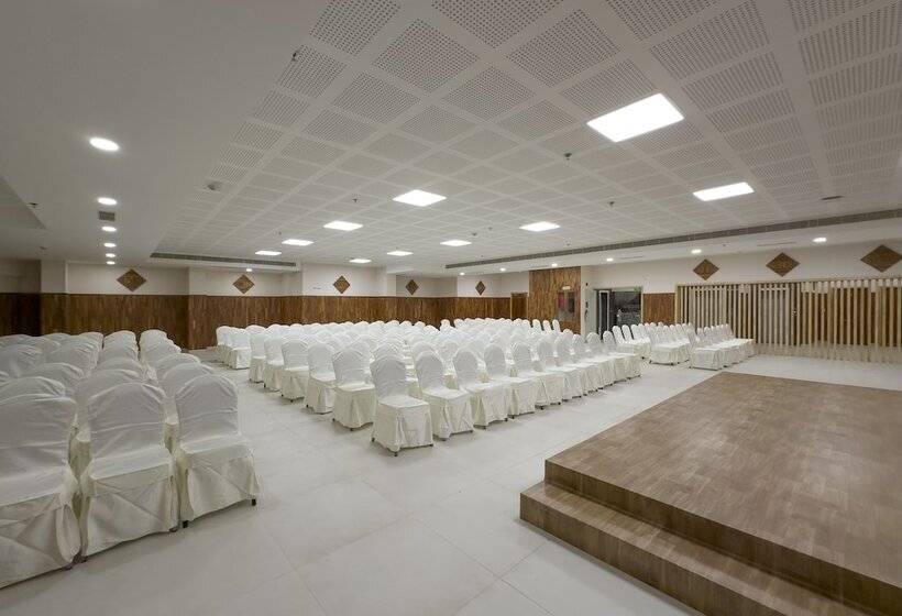 酒店 The Habitat Suites