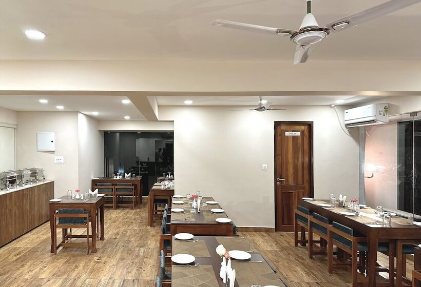 酒店 The Habitat Suites