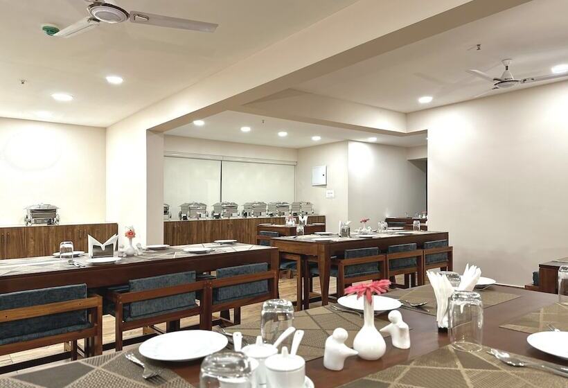 酒店 The Habitat Suites