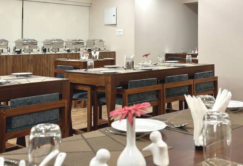 酒店 The Habitat Suites