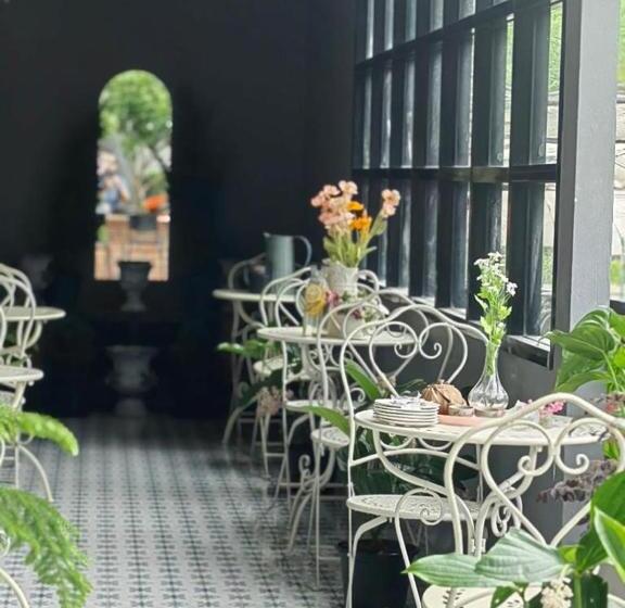 ホテル The Willow Phangan