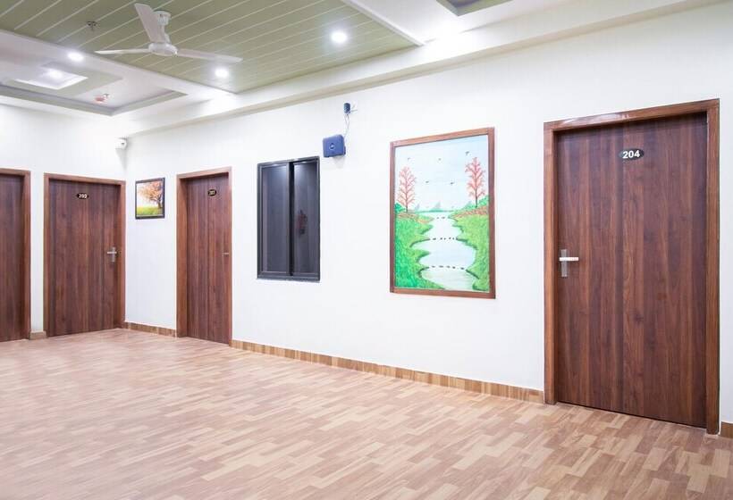 فندق Treebo Royal Imperial, Bikaner Railway Station