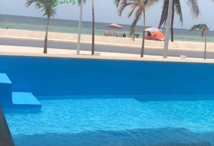 Отель Tropical Suites