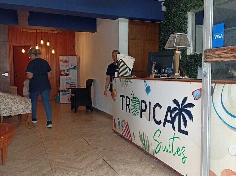 Отель Tropical Suites