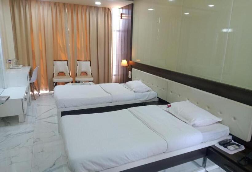 בית מלון כפרי Vits Select Grand Inn, Ratnagiri