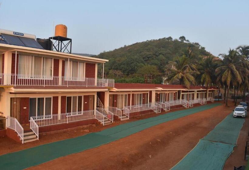 בית מלון כפרי Sea Luxe Beach Resort