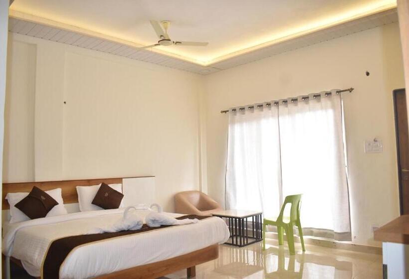 בית מלון כפרי Sea Luxe Beach Resort