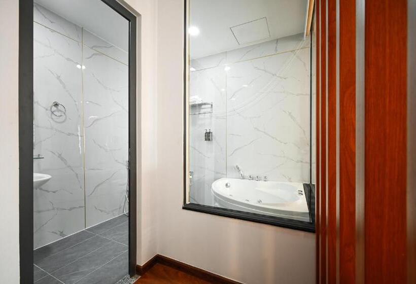 هتل Yoko Airport Saigon