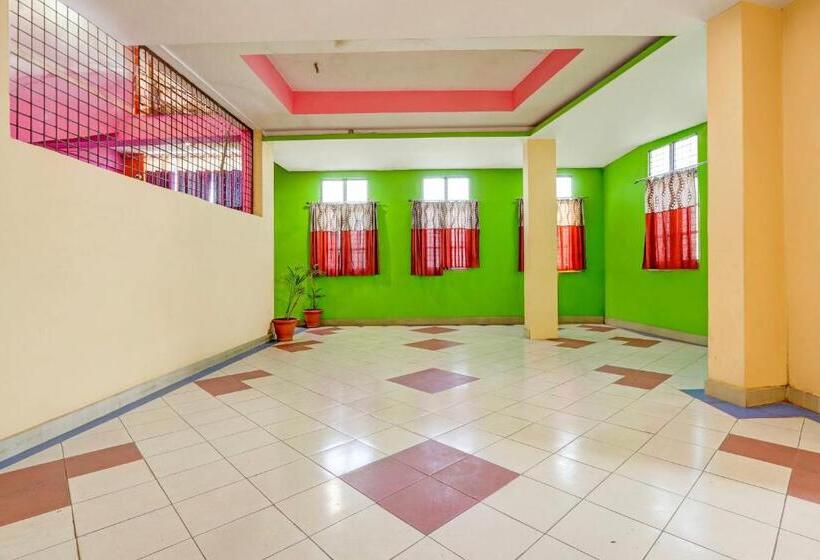 Oyo Flagship Hotel Samruddhi Lodge