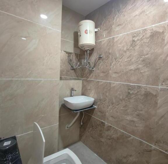 Отель Hill View