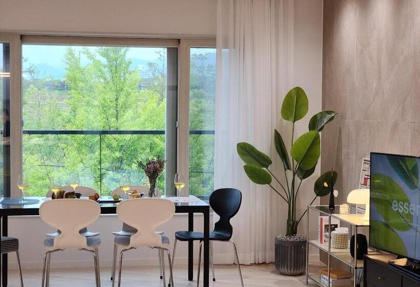 펜션 경산호수뷰 미드센추리&워케이션 3베드