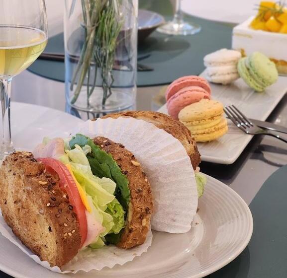 펜션 경산호수뷰 미드센추리&워케이션 3베드