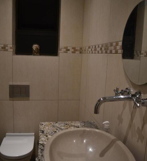 פנסיון 86 On Crassula Guesthouse