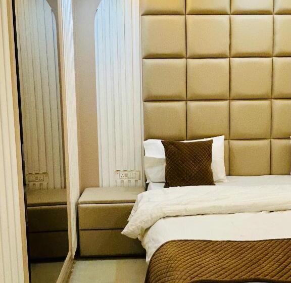 Pensão Bob Adventures