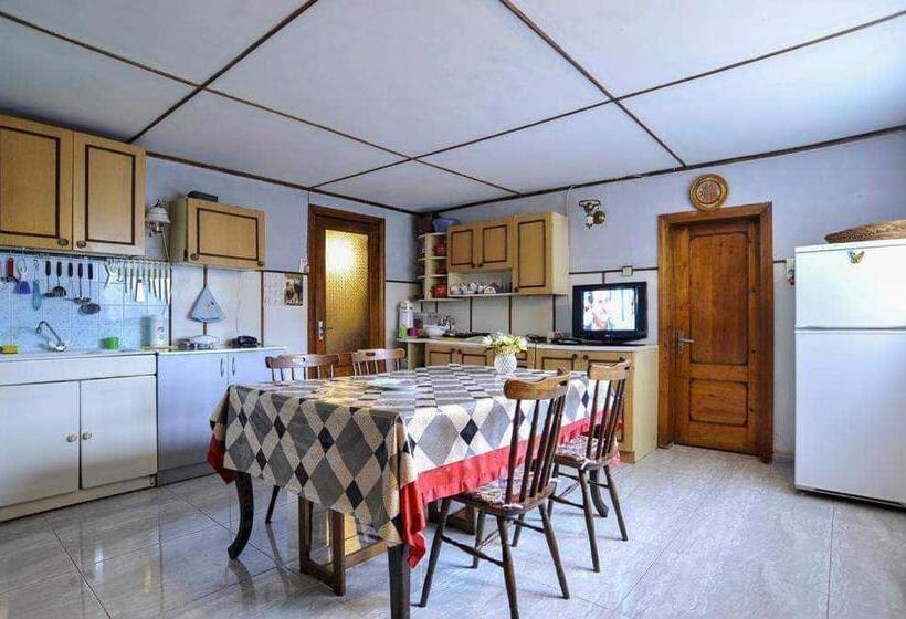 پانسیون Georgian House