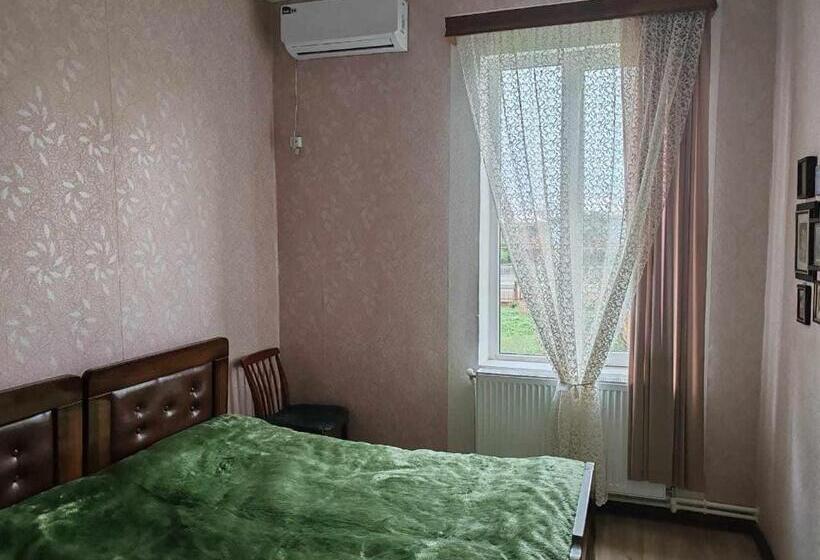 پانسیون Georgian House