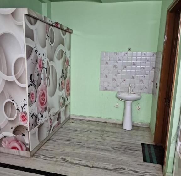 膳宿费 Golf Homes Gyest House