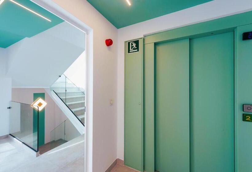 פנסיון Hc Calahonda Beach Nerja