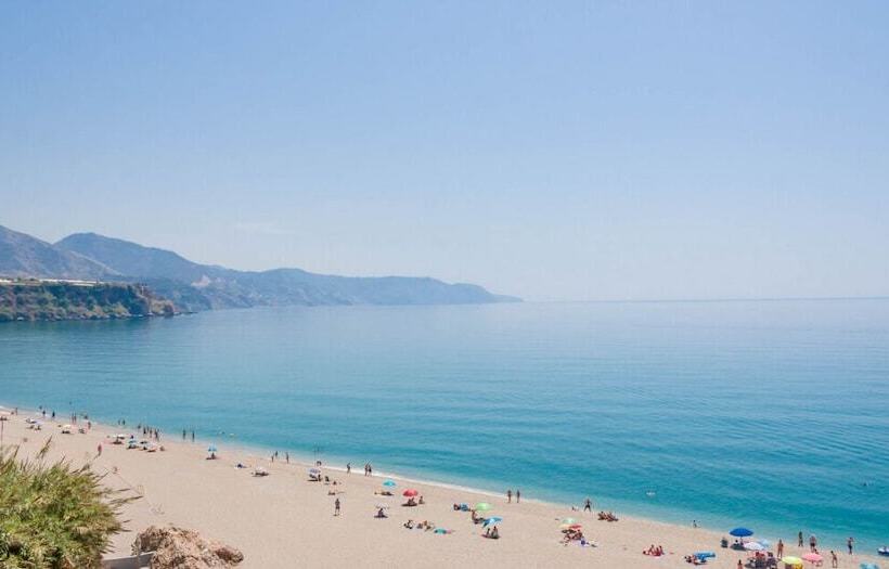 ペンション Hc Calahonda Beach Nerja