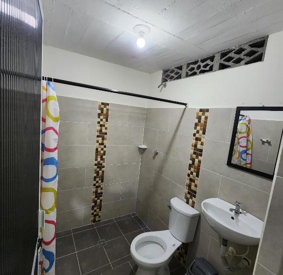 Пансион Hostal Shelter La Perla San Luis, Antioquia, Colombia