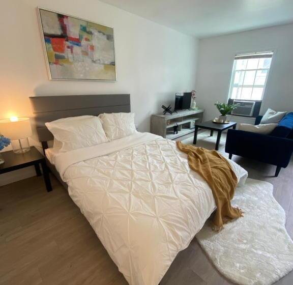 Пансион Jefferson: Attached Garage