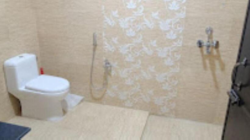 פנסיון Mulberry Guesthouse Guwahati