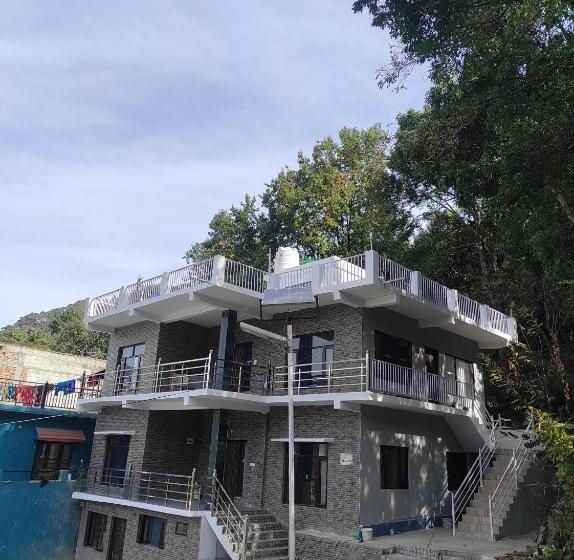 بنسيون Nirvana Home Stay