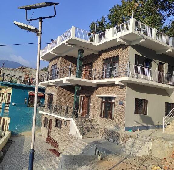 بنسيون Nirvana Home Stay