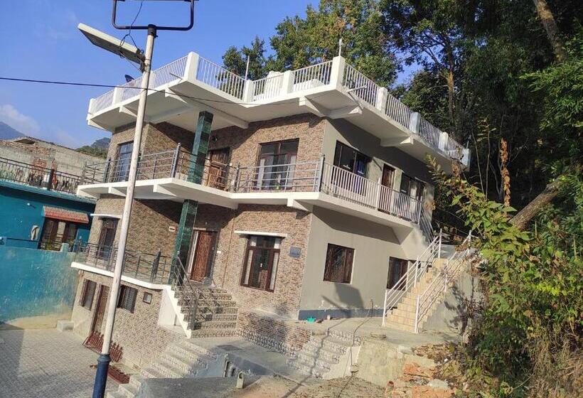 بنسيون Nirvana Home Stay