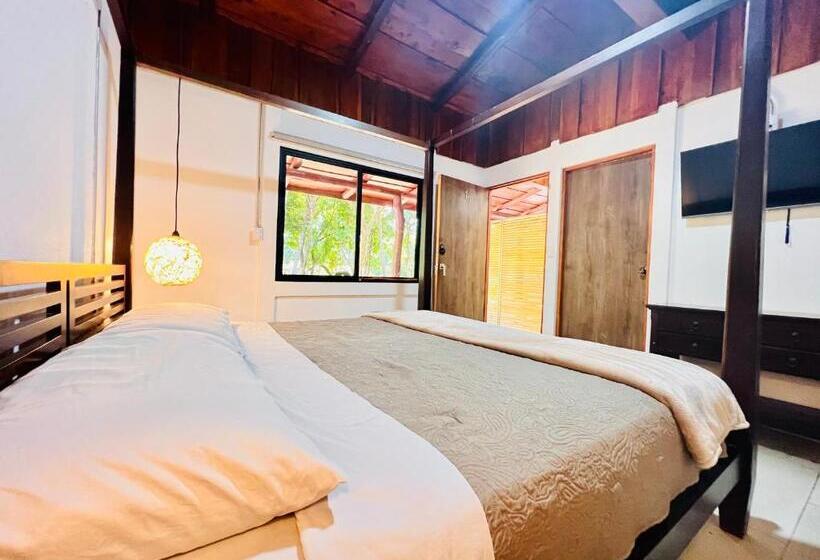 بنسيون Perro Loco Villas