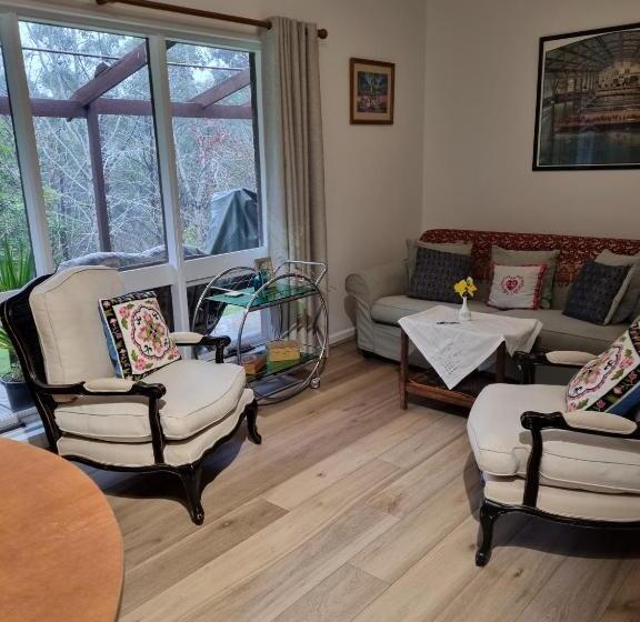 펜션 Retreat In Stirling