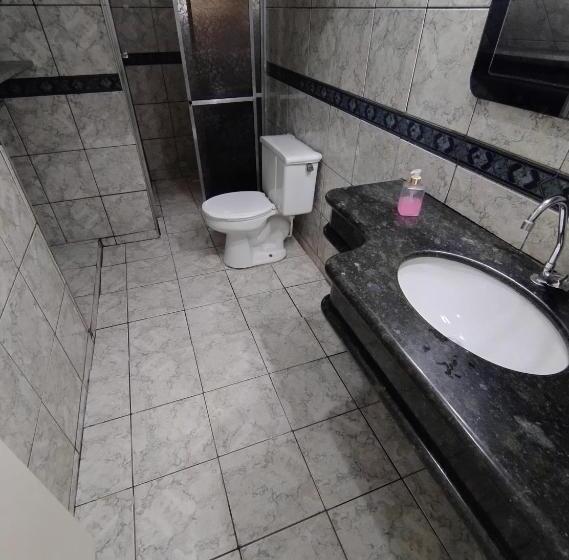 פנסיון Pousada Roosevelt Suíte 01   Pousada Central Prox Rodoviária E Dist Industrial