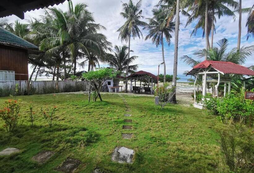 פנסיון Tropicasa Siquijor Seafront Guest House