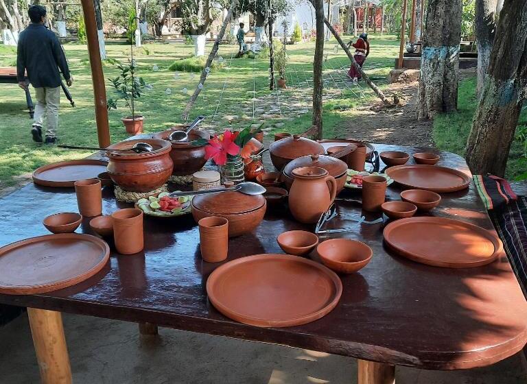 منتجع Bastar Greens Eco Stays