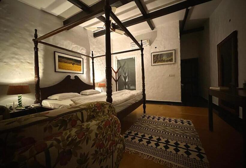 אתר נופש Camp Tigerlily   Dudhwa