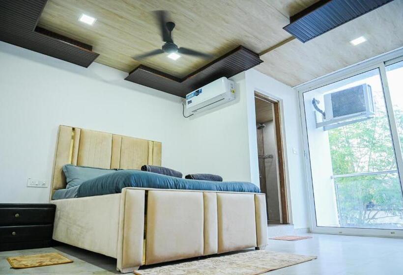 استراحتگاه Divine Stay