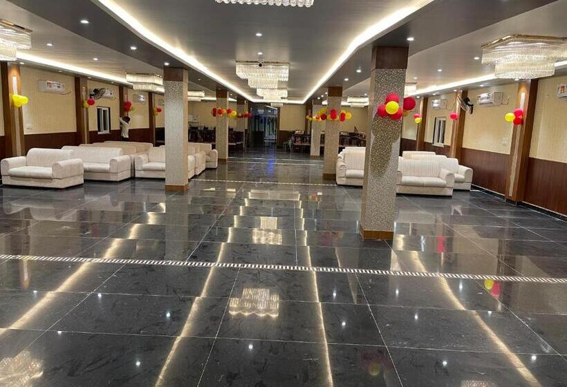 The Skylite Hotel & Banquet